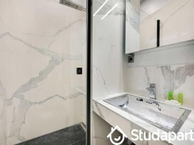 Louer Appartement Paris-4eme-arrondissement 2050 euros