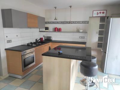 For sale Villeneuve-sur-lot 7 rooms 205 m2 Lot et garonne (47300) photo 3