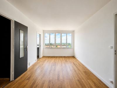 For rent CENTRE VILLE 3 rooms 60 m2 Yvelines (78200) photo 2