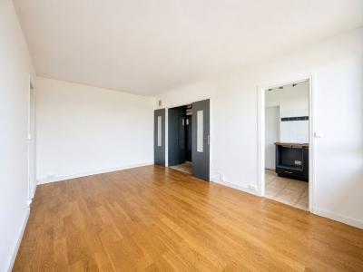 For rent CENTRE VILLE 3 rooms 60 m2 Yvelines (78200) photo 3