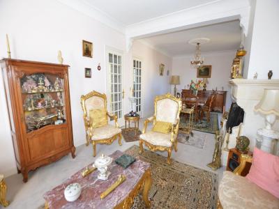 For sale Sainte-genevieve-des-bois 8 rooms 205 m2 Essonne (91700) photo 4