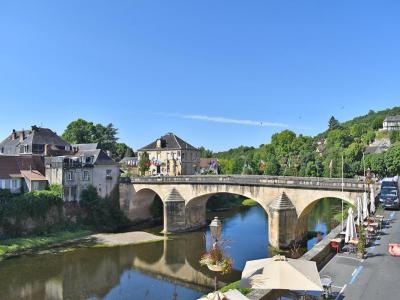 For sale Montignac 10 rooms 278 m2 Dordogne (24290) photo 3