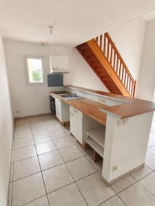 For sale Perpignan 3 rooms 67 m2 Pyrenees orientales (66000) photo 3