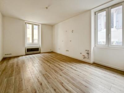 For sale Biarritz 2 rooms 27 m2 Pyrenees atlantiques (64200) photo 0