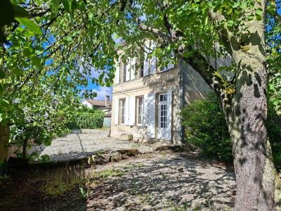 For sale Saint-estephe 11 rooms 270 m2 Gironde (33180) photo 0