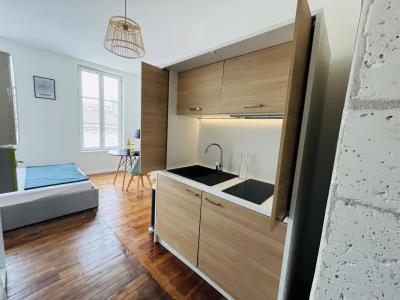 For rent Angouleme 1 room 20 m2 Charente (16000) photo 2