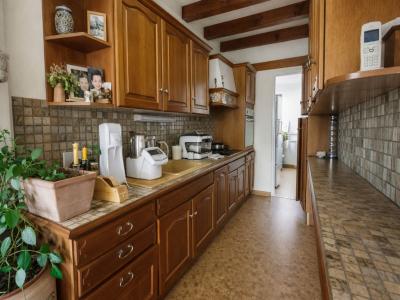 For sale 8 rooms 144 m2 Deux sevres (79240) photo 3