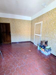 For sale A PIED DU CENTRE 9 rooms 149 m2 Pyrenees orientales (66150) photo 3