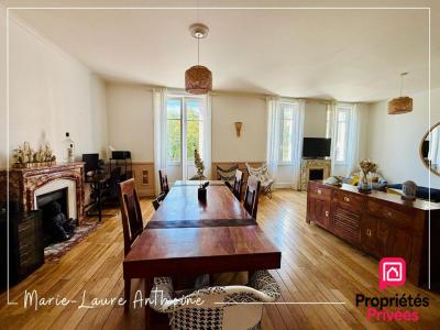 For sale Bourg-en-bresse 5 rooms 214 m2 Ain (01000) photo 0