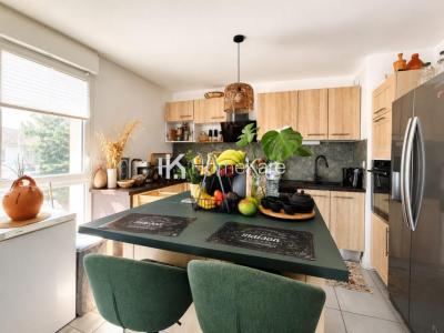 Acheter Appartement 68 m2 Carbon-blanc