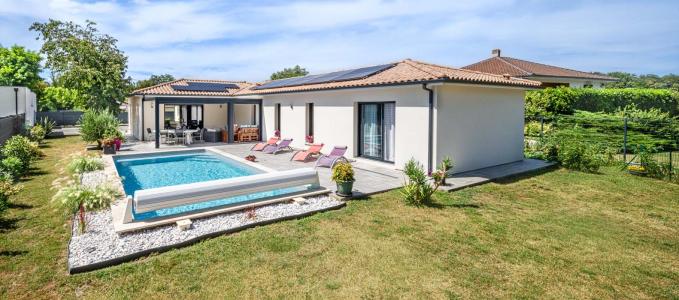 For sale Pian-medoc 5 rooms 110 m2 Gironde (33290) photo 0