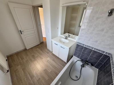 For sale Buellas 4 rooms 89 m2 Ain (01310) photo 3
