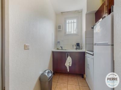 For sale Six-fours-les-plages 3 rooms 59 m2 Var (83140) photo 3