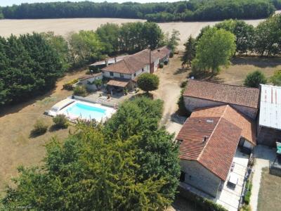 Annonce Vente Prestige Charroux 86