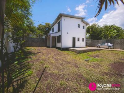 For rent Sainte-clotilde 4 rooms 100 m2 Reunion (97490) photo 1