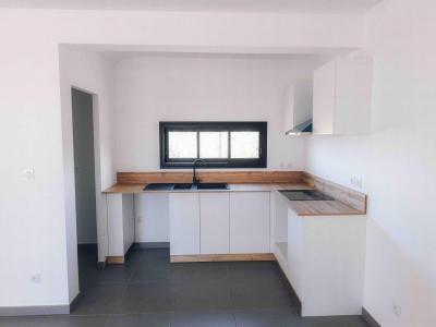 For rent Saint-benoit 4 rooms 94 m2 Reunion (97470) photo 2