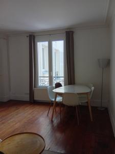 For rent Paris-17eme-arrondissement 2 rooms 41 m2 Paris (75017) photo 2