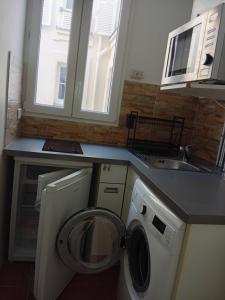 For rent Paris-17eme-arrondissement 2 rooms 41 m2 Paris (75017) photo 4