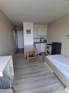 For sale Bordeaux 1 room 18 m2 Gironde (33200) photo 2