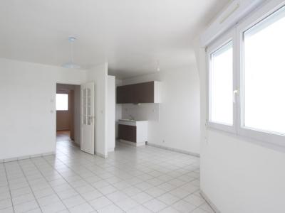 For rent Reze 3 rooms 62 m2 Loire atlantique (44400) photo 0