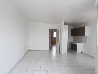 For rent Reze 3 rooms 62 m2 Loire atlantique (44400) photo 1