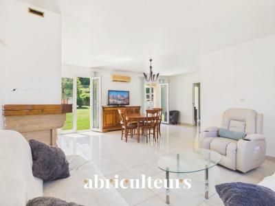 For sale Saint-chamas 6 rooms 124 m2 Bouches du Rhone (13250) photo 4