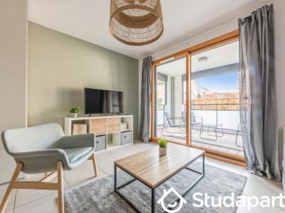 For rent Lyon-6eme-arrondissement 2 rooms 44 m2 Rhone (69006) photo 0