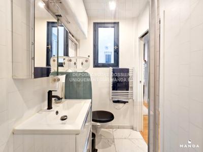 For rent Paris-18eme-arrondissement 2 rooms 30 m2 Paris (75018) photo 2
