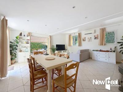 For sale Montauroux 4 rooms 110 m2 Var (83440) photo 0