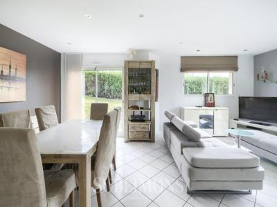 For sale Guidel 5 rooms 97 m2 Morbihan (56520) photo 3