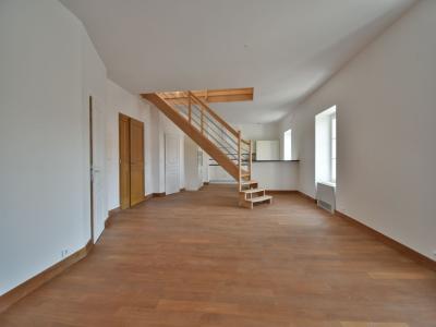 For sale HYPER CENTRE VILLE 315 m2 Maine et loire (49300) photo 0