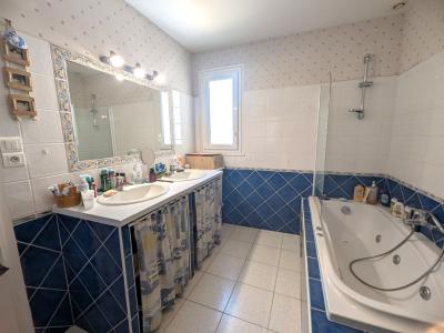 For sale 6 rooms 169 m2 Loire (42123) photo 4