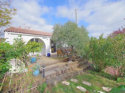 For sale 3KM DU CENTRE BOURG 6 rooms 121 m2 Vendee (85340) photo 1