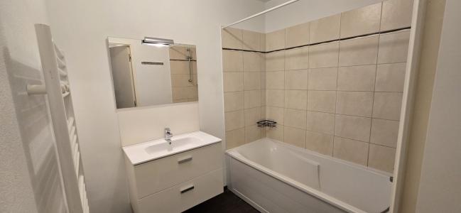 Louer Appartement  Corse