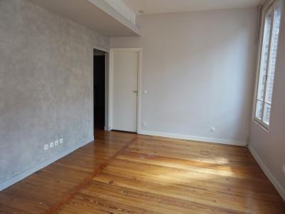 For rent CENTRE VILLE 3 rooms 74 m2 Yonne (89100) photo 1