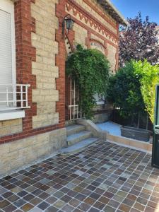 For rent 5MN C V 6 rooms 140 m2 Aube (10300) photo 0