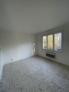 Louer Appartement  770 euros