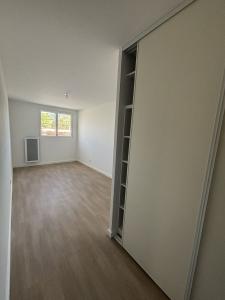 Louer Appartement  1370 euros