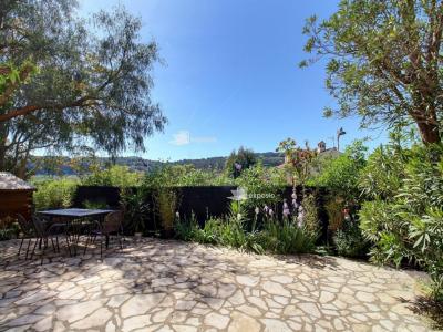 Acheter Appartement Castellet 335000 euros