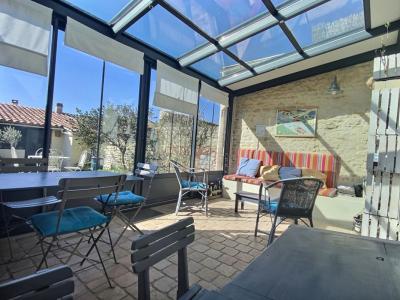 For sale Niort 6 rooms 188 m2 Deux sevres (79000) photo 0