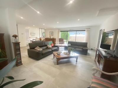 For rent Noyal-sur-vilaine 6 rooms 175 m2 Ille et vilaine (35530) photo 1