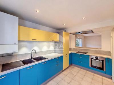 For rent Valbonne 4 rooms 89 m2 Alpes Maritimes (06560) photo 2