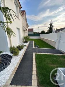 Annonce Location 6 pi�ces Maison Monceaux 60
