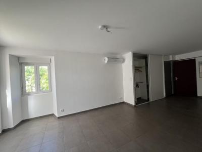 Louer Appartement Vico 400 euros