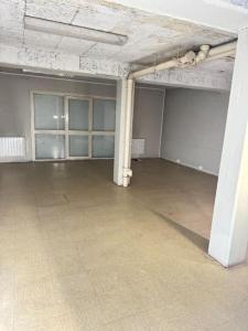 Annonce Vente Local commercial Bron 69