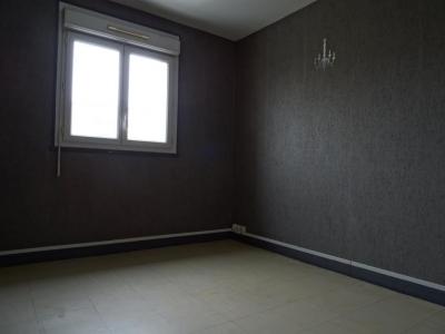 For rent Pont-sur-yonne 4 rooms 72 m2 Yonne (89140) photo 3