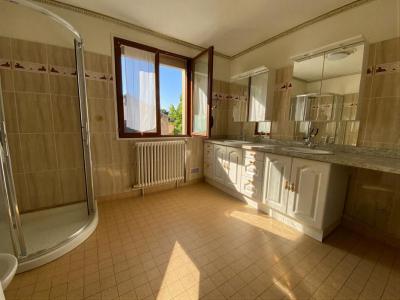 For sale Vernon 5 rooms 120 m2 Eure (27200) photo 4