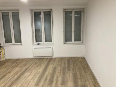 For rent Guise 1 room 32 m2 Aisne (02120) photo 2