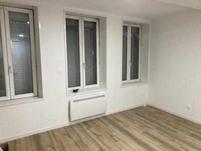 For rent Guise 1 room 32 m2 Aisne (02120) photo 3