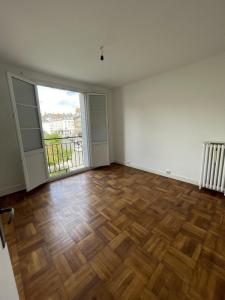 Louer Appartement Orleans 1037 euros